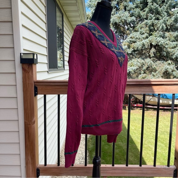 Vintage Gant Hand Framed Maroon Cable Knit V-Neck Sweater Size Medium Adult 90s - Picture 3 of 14